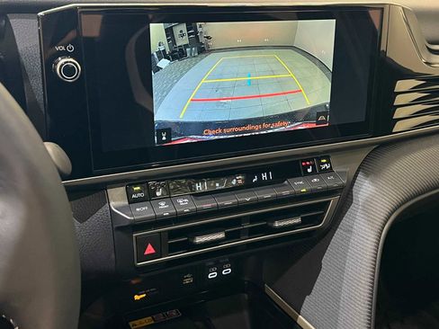 New 2026 Toyota Camry Hybrid image 27