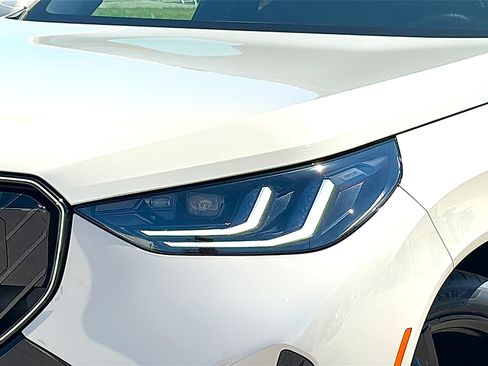New 2026 BMW X3 xDrive30i w/ Premium Package AWD/4WD image 4