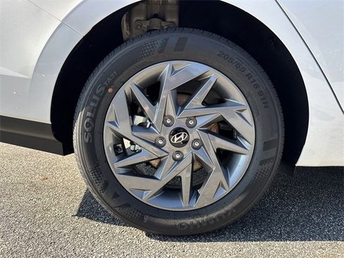 New 2026 Hyundai Elantra Blue image 17