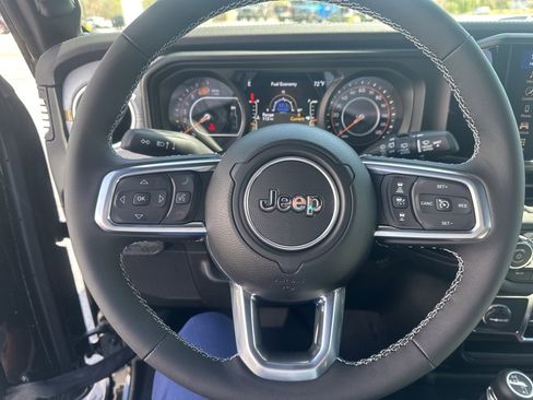 New 2025 Jeep Wrangler Sahara w/ Safety Group image 38