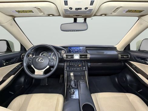 Used 2014 Lexus IS 350 w/ Luxury Package w/Brown Wood RWD image 35