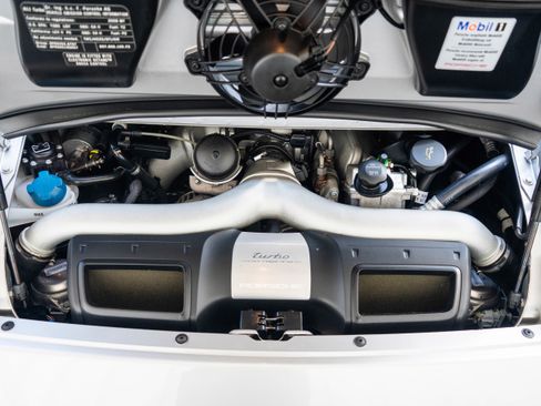 Used 2008 Porsche 911 Turbo AWD/4WD image 29