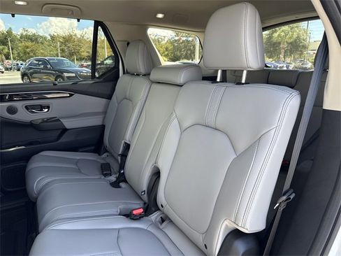 New 2025 Honda Pilot Touring image 20