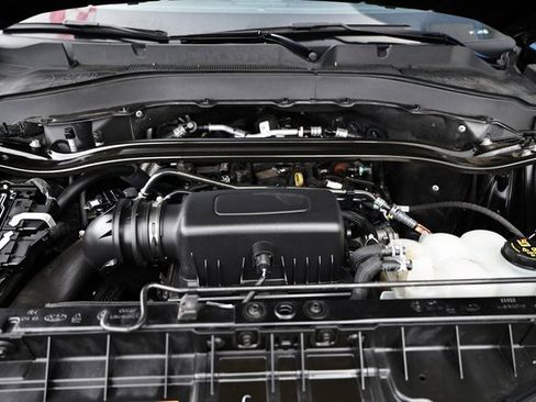 Used 2022 Ford Explorer Limited w/ Equipment Group 301A image 30