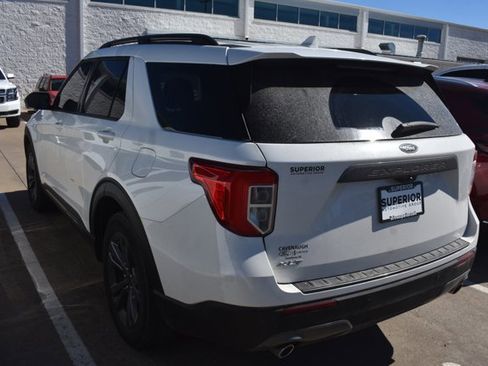 Used 2024 Ford Explorer XLT w/ Equipment Group 202A image 6