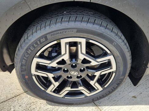 New 2025 Hyundai Santa Cruz Limited image 5