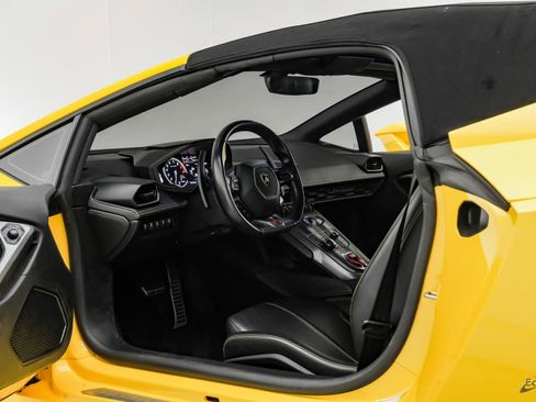 Used 2018 Lamborghini Huracan LP 580-2 image 63