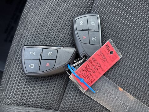 Used 2025 Chevrolet Colorado LT w/ Advanced Trailering Package image 36