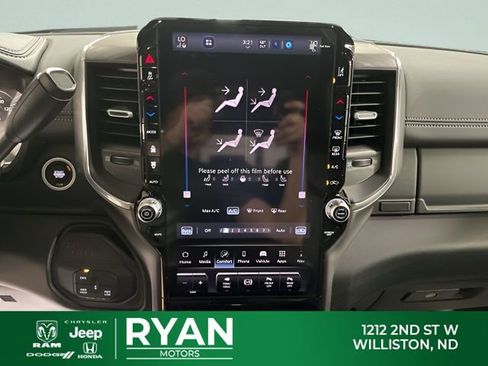 New 2026 RAM 2500 Laramie AWD/4WD image 33