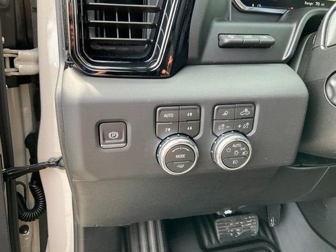 New 2026 GMC Sierra 1500 AT4 w/ AT4 Premium Package image 7