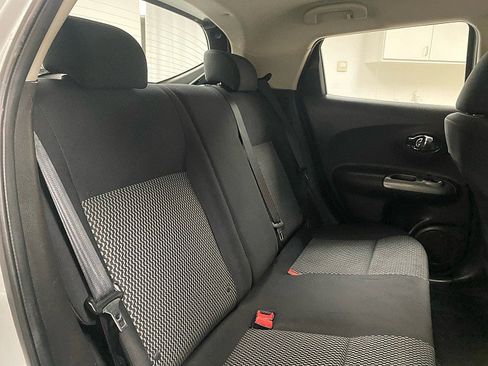 Used 2016 Nissan Juke S image 13