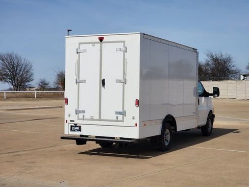 New 2025 GMC Savana 3500 w/ Power Convenience Package image 10