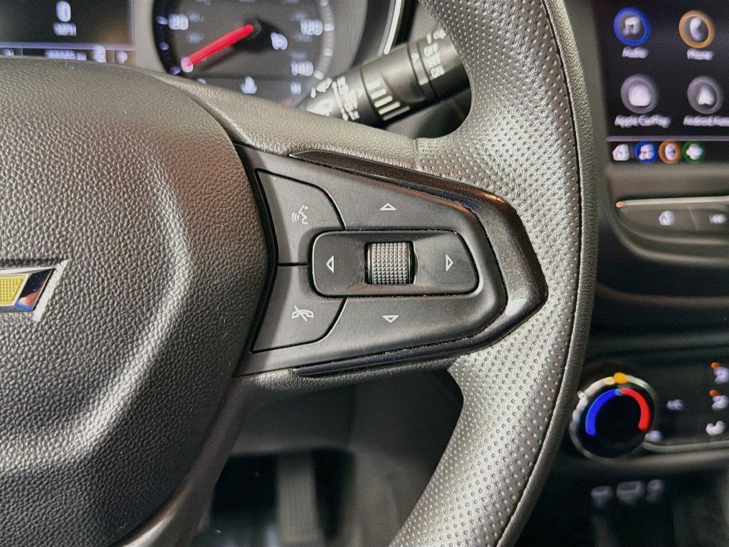Used 2021 Chevrolet TrailBlazer LT FWD image 32