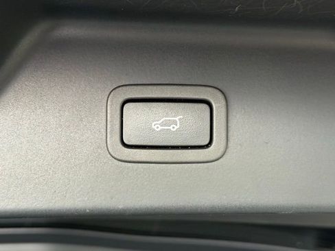 Used 2018 Land Rover Range Rover HSE AWD/4WD image 18