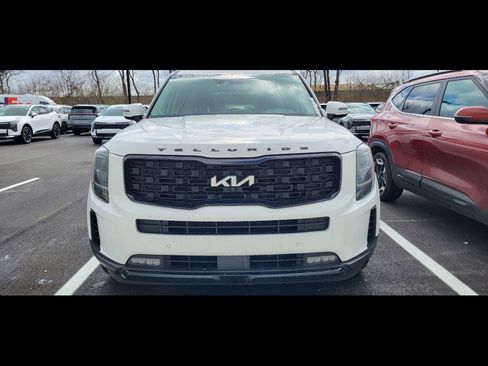 Used 2022 Kia Telluride SX w/ Nightfall Edition Package image 10
