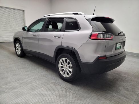 Used 2021 Jeep Cherokee Latitude FWD image 3