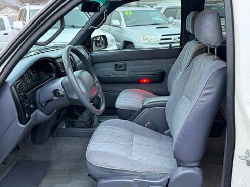 Used 2000 Toyota Tacoma 4x4 Xtracab image 78