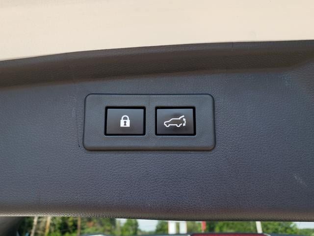 Used 2022 Subaru Outback Limited AWD/4WD image 10