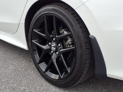 Used 2023 Honda Civic Sport image 11