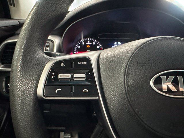 Used 2020 Kia Sorento LX AWD/4WD image 32