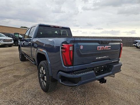 New 2026 GMC Sierra 2500 Denali w/ Denali Reserve Package image 3