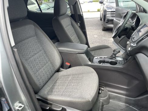 Used 2024 Chevrolet Equinox LT w/ LPO, Floor Liner Package FWD image 26