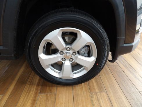 Used 2021 Jeep Compass Latitude w/ Convenience Group image 4