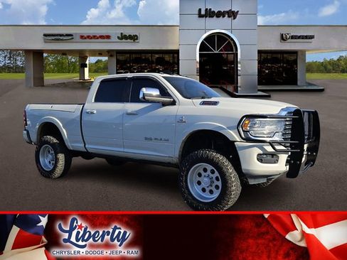 Used 2022 RAM 2500 Limited image 1