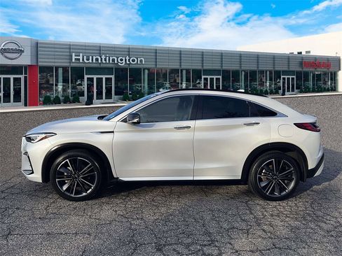 Used 2025 INFINITI QX55 Essential image 5