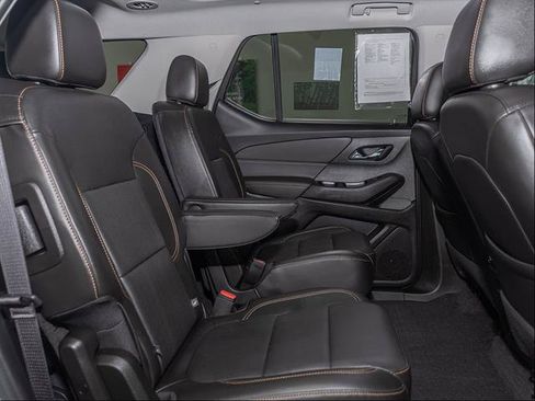 Used 2020 Chevrolet Traverse Premier w/ Redline Edition AWD/4WD image 24