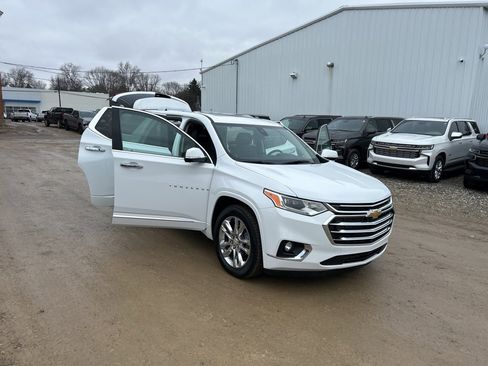 Certified 2021 Chevrolet Traverse High Country image 16