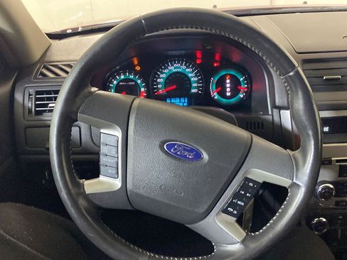 Used 2011 Ford Fusion SEL FWD image 13