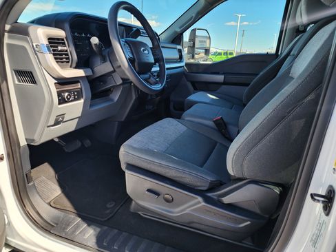 Used 2024 Ford F350 XLT image 17