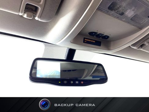 Used 2013 Chevrolet Tahoe LT w/ Luxury Package image 3