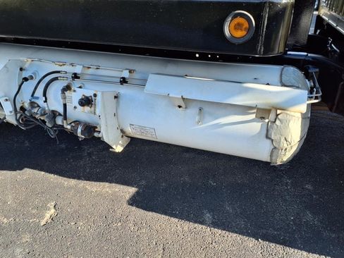 Used 2019 Ford F550 2WD Regular Cab Super Duty image 19