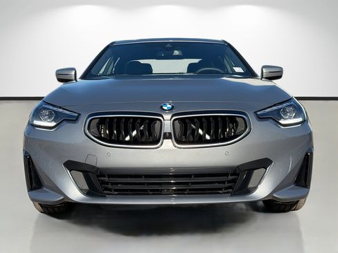 Used 2025 BMW 230i Coupe w/ Parking Assistance Package RWD image 8