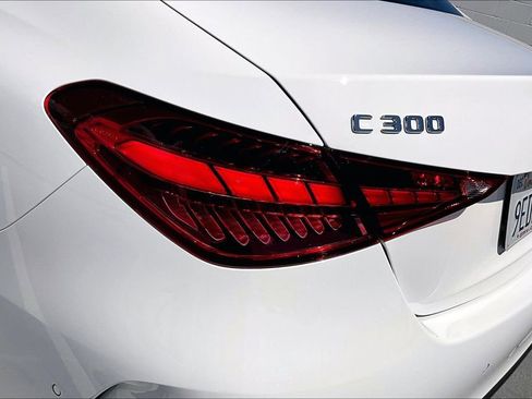 Used 2023 Mercedes-Benz C 300 Sedan image 21