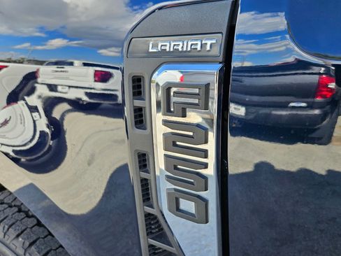 Used 2023 Ford F250 Lariat w/ Lariat Ultimate Package image 45