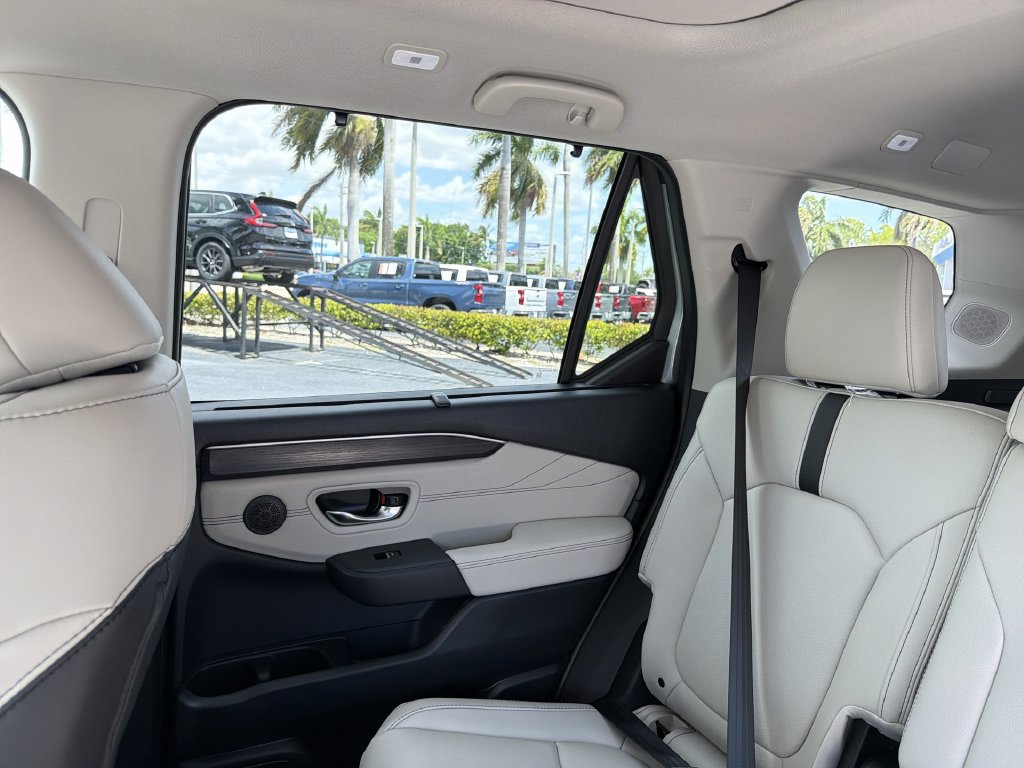 New 2026 Honda Pilot EX-L image 13