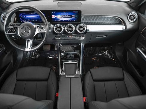 Certified 2024 Mercedes-Benz EQB 250+ image 9