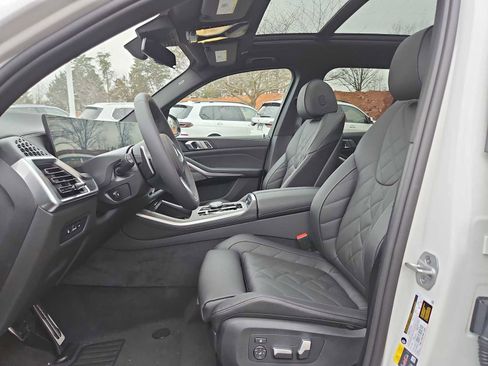 New 2026 BMW X5 xDrive50e image 17