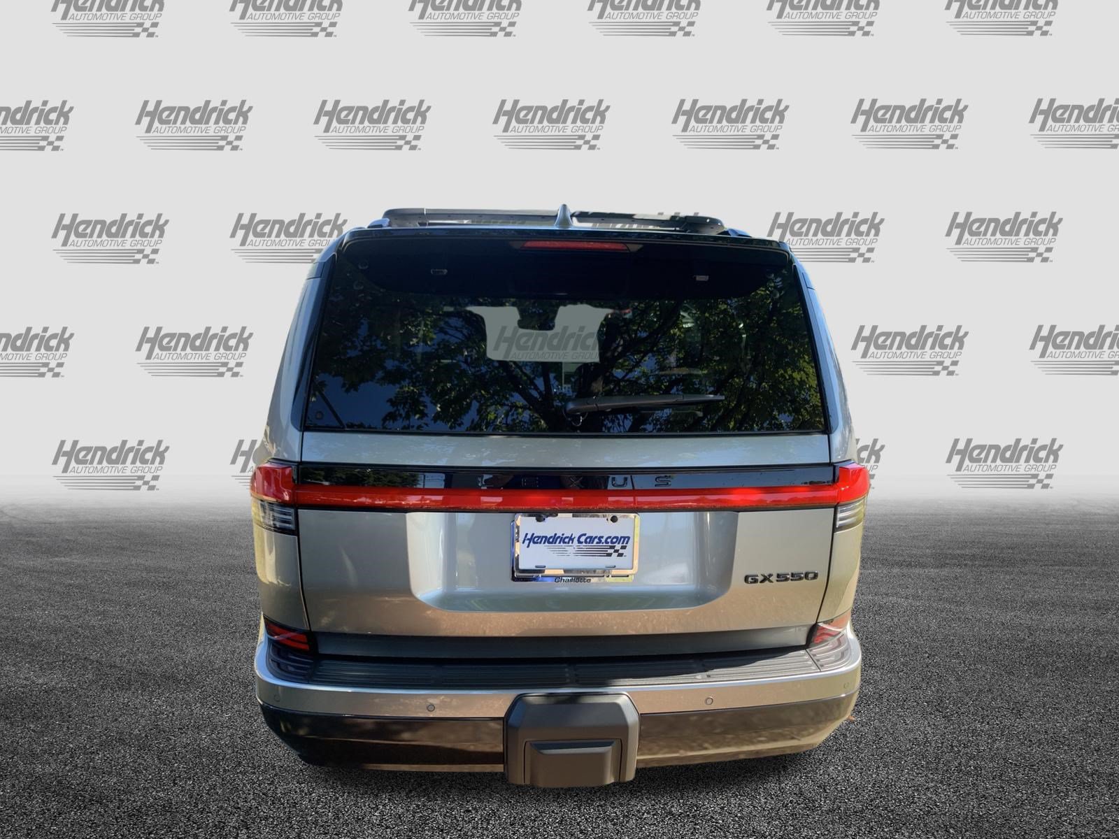 Used 2025 Lexus GX 550 w/ Accessory Package (2T) AWD/4WD image 9