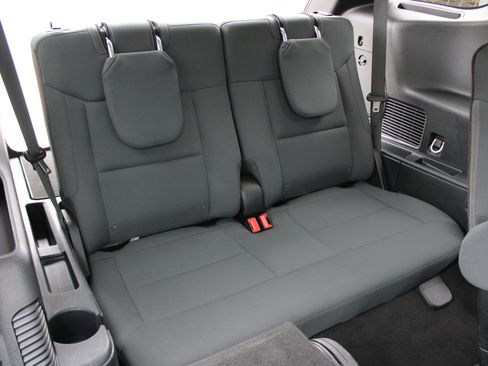 Used 2025 Ford Explorer Active image 15