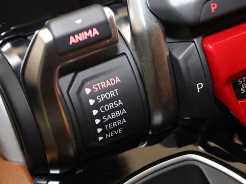 Used 2019 Lamborghini Urus image 47