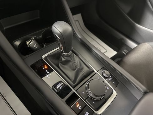 Certified 2025 MAZDA MAZDA3 s image 18