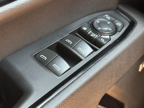 Used 2025 GMC Sierra 2500 AT4 AWD/4WD image 26
