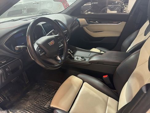 Used 2022 Cadillac CT5 Sport image 12