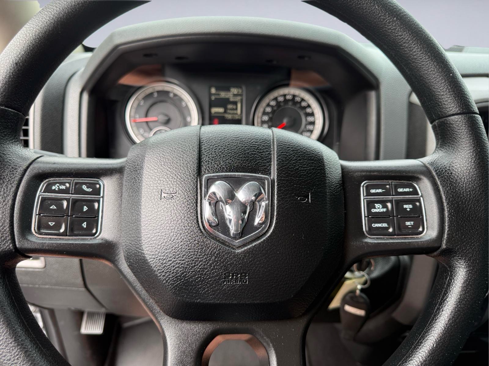 Used 2019 RAM 1500 Express AWD/4WD image 30