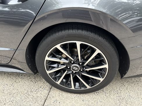 Used 2021 Hyundai Sonata Limited FWD image 19