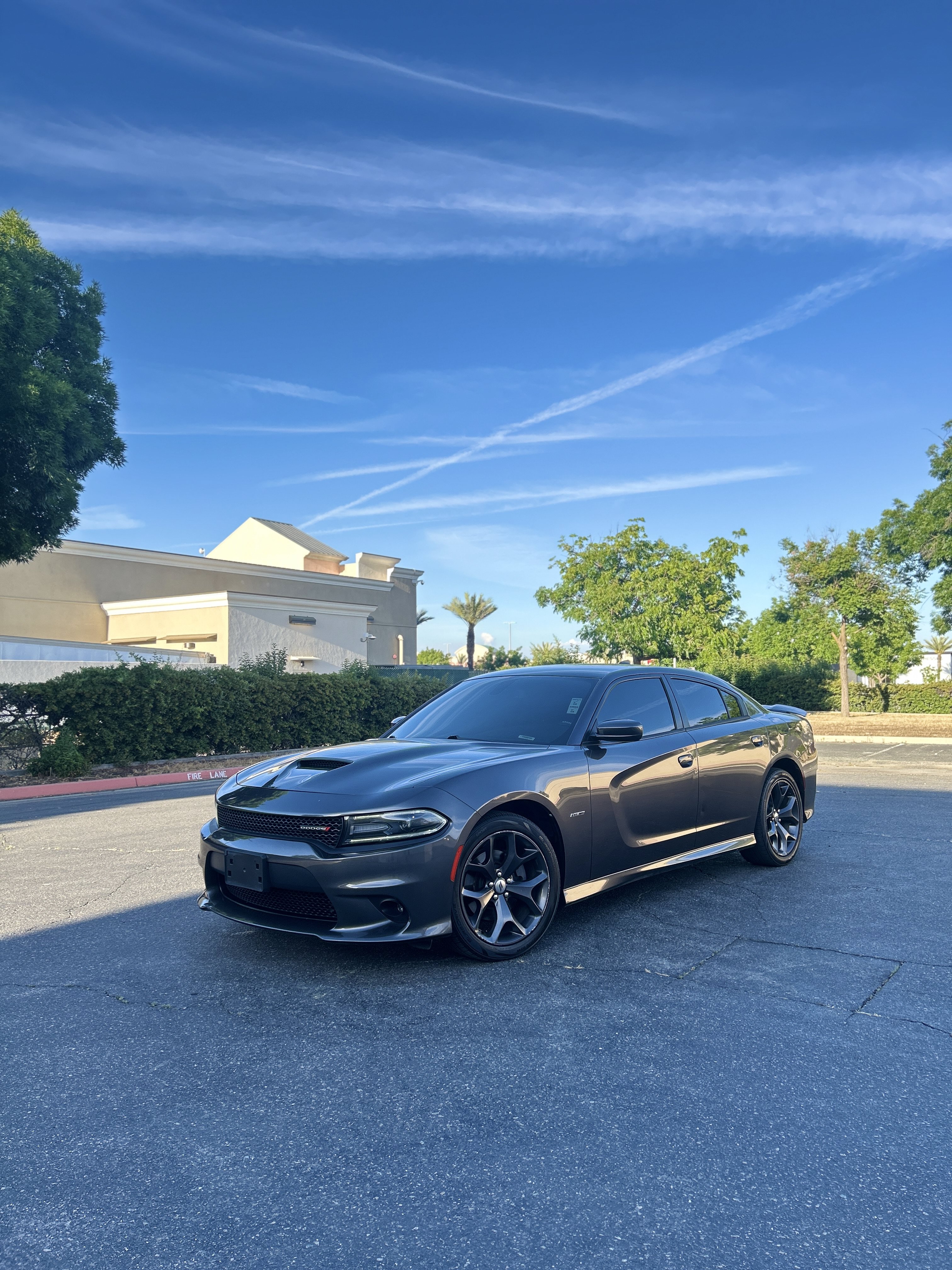 Used 2019 Dodge Charger R/T RWD image 11